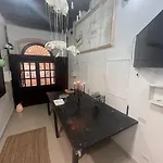 Ex Art Nel Castello Unico A *